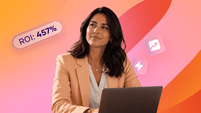 ROI457%と書かれた文字をみる黒髪女性がPCを触っている。背景は赤とオレンジのカラフル