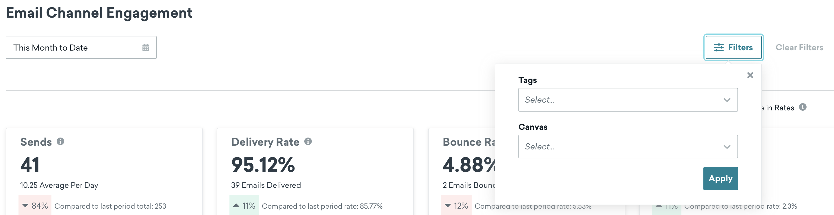 Options de filtre sur le tableau de bord de performance de canal où vous pouvez sélectionner une balise et une liste de Canvas par lesquels vous pouvez filtrer.