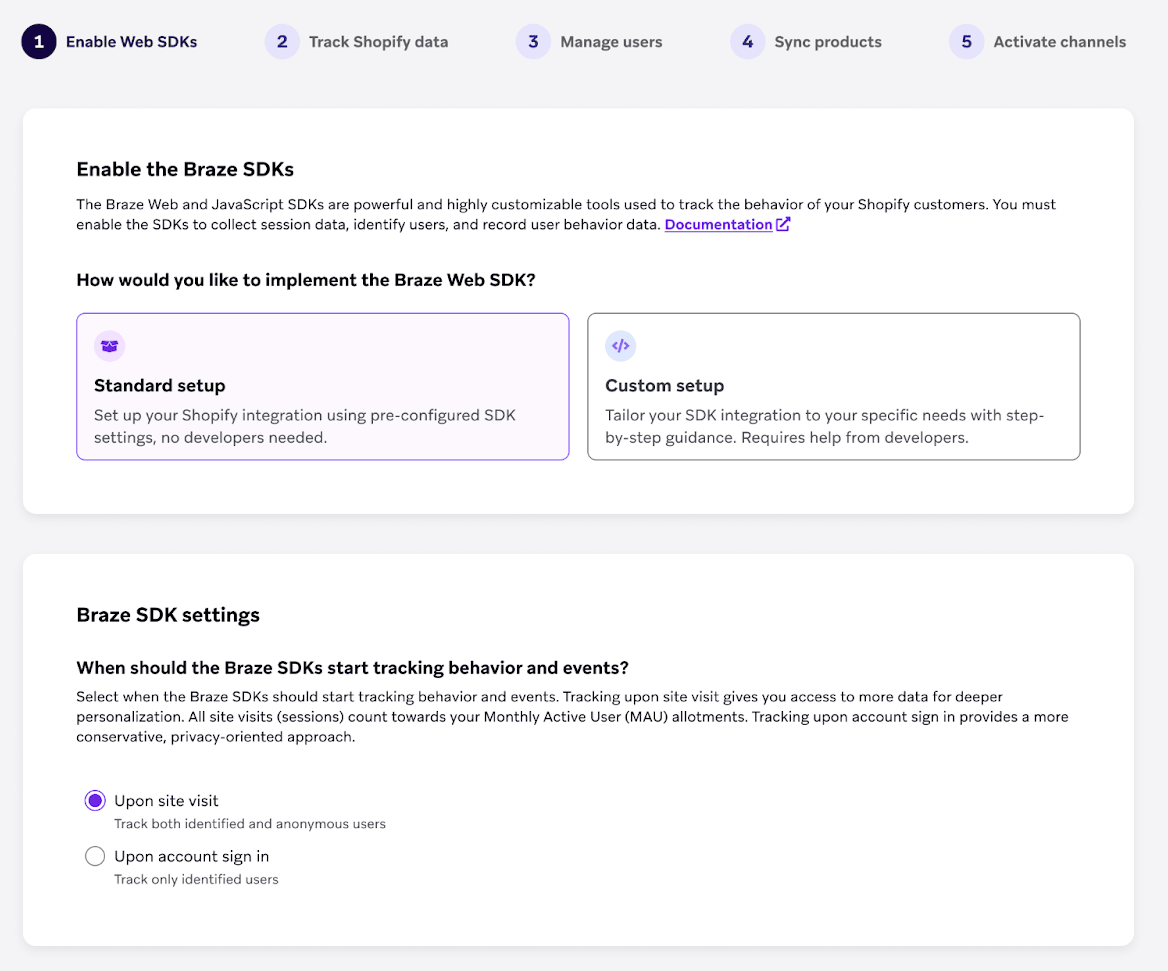 Etapa "Ativar Web SDK" com opções para implementar por meio de uma configuração padrão ou personalizada.